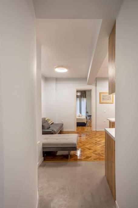 Karolou Ntil- Ground Floor Suite Thessaloníki Exteriör bild